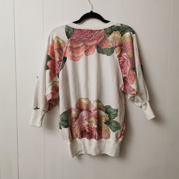 Vintage Rose Cardigan - Picture 3 of 7